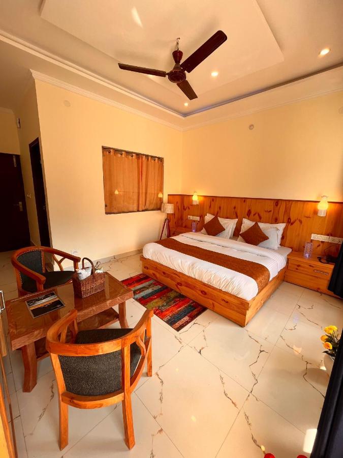 Sitara Resort, Scenic Mountain View Rooms With Balcony & Terrace Mussoorie Εξωτερικό φωτογραφία
